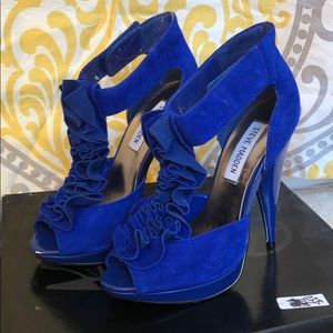 Blue heel